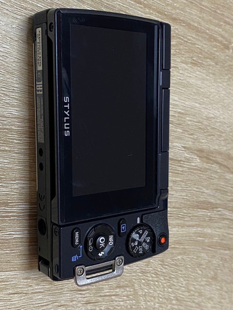 Olympus Tough コンパクトデジタルカメラ　ジャンク品