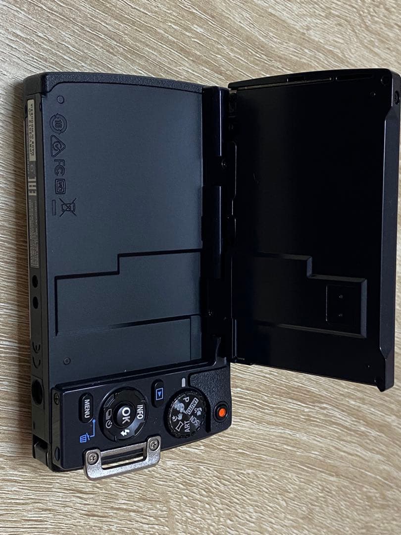 Olympus Tough コンパクトデジタルカメラ　ジャンク品