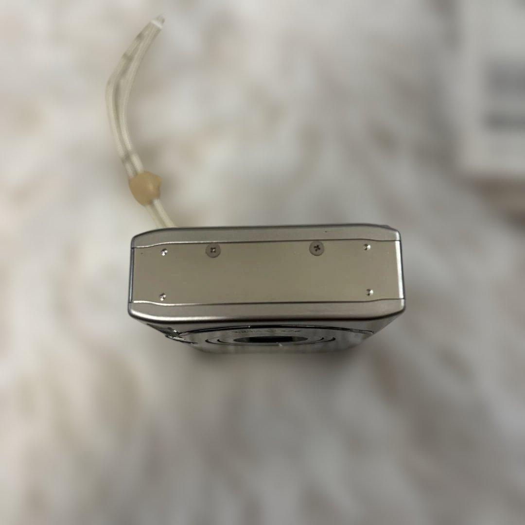 Canon IXY DIGITAL 25 IS シルバー