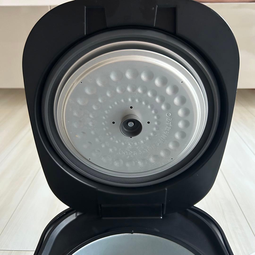 アイリスオーヤマ 炊飯器 10号　RC-MC10-B 最大炊飯容量：1.8L