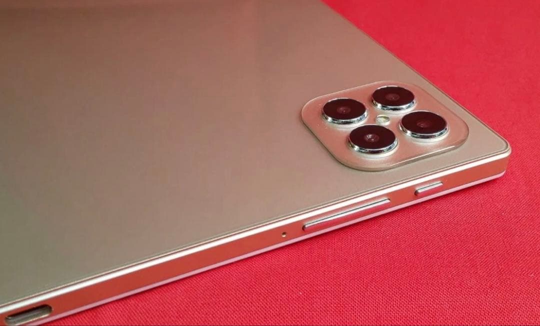 Android14タブレット