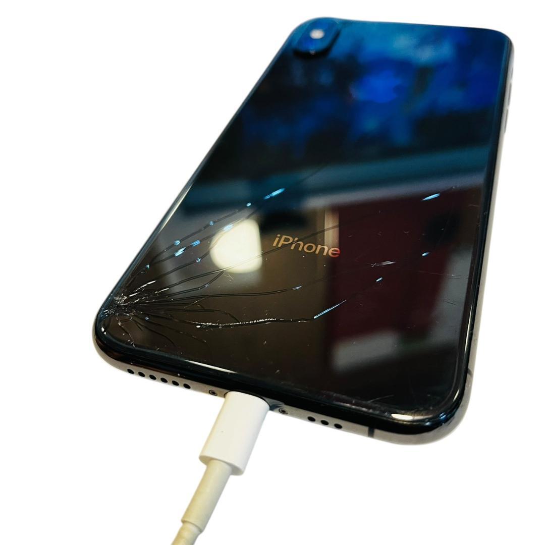 Apple iPhone Xs 64GB スペースグレイ SIMフリー　背面割れ