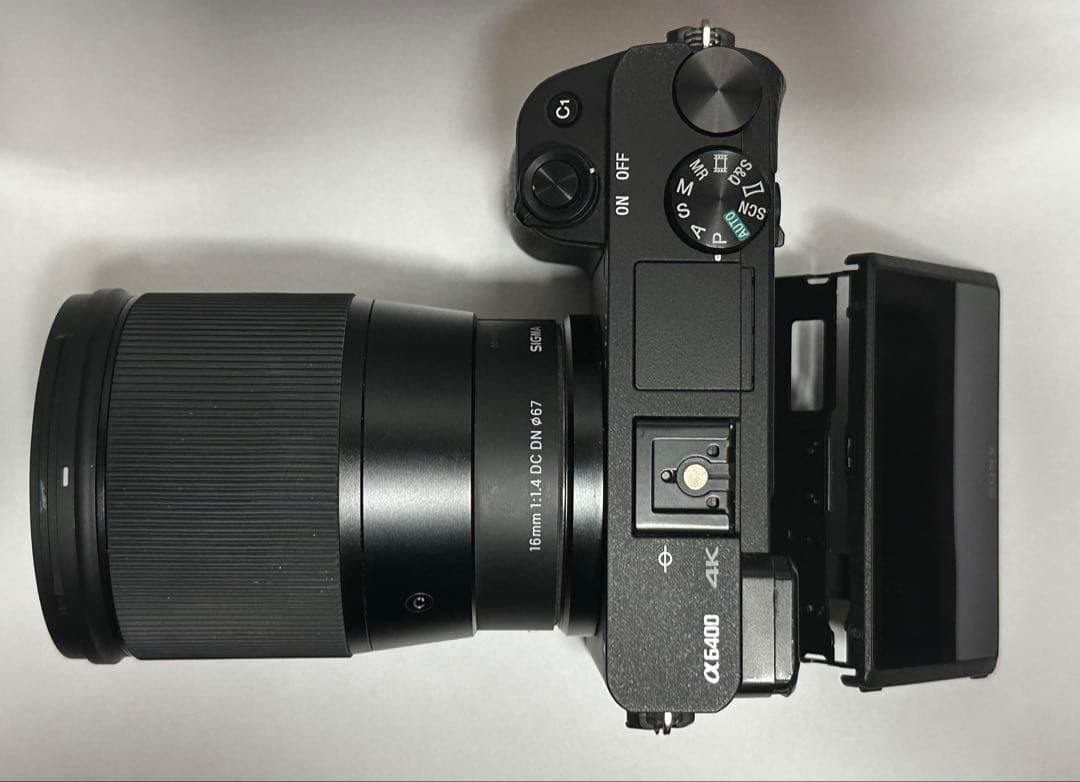 SONY α6400 SIGMA 16mm F1.4レンズ付き