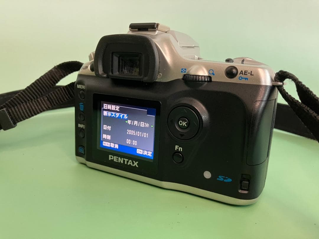 ペンタックス　PENTAX istD Sデジタル一眼レフカメラ