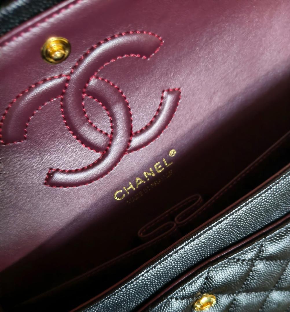 チェーンショルダーバッグ ゴールド 金具 キャビアスキン ノベルティ