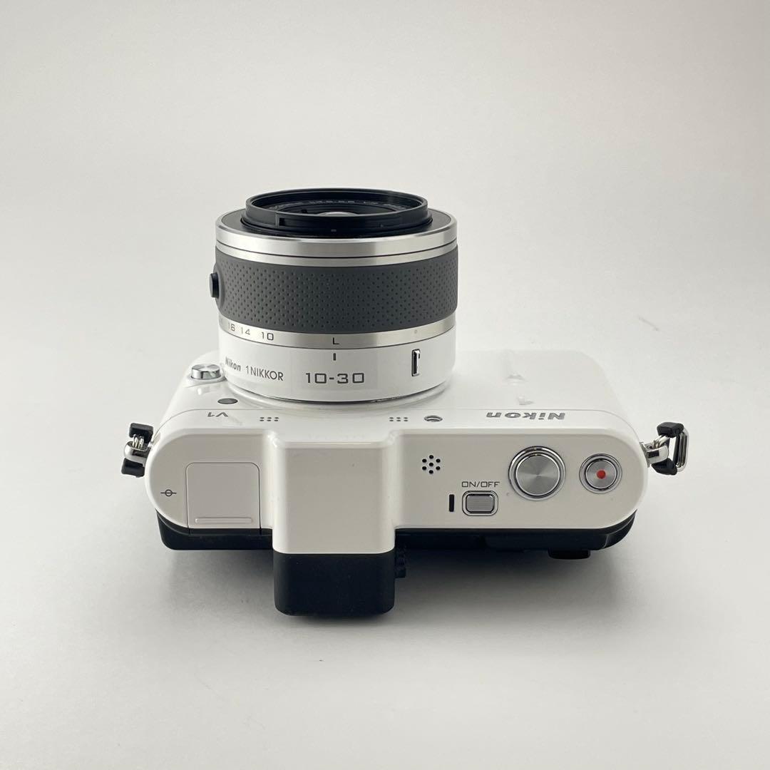 【極上美品・返品保証】Nikon1 V1 ホワイト レンズキット