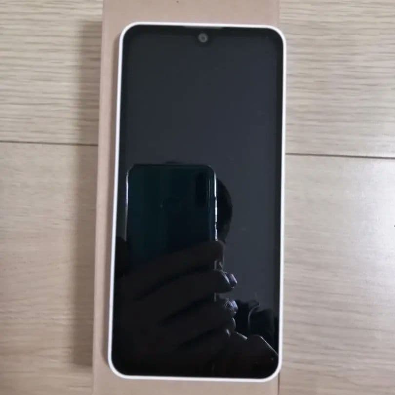 AQUOS wish3 SIMフリー ホワイト