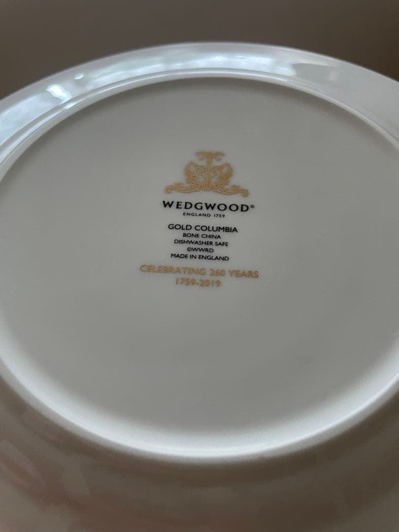 値下げしました❗️ウェッジウッド　コロンビアゴールドプレート　20cm