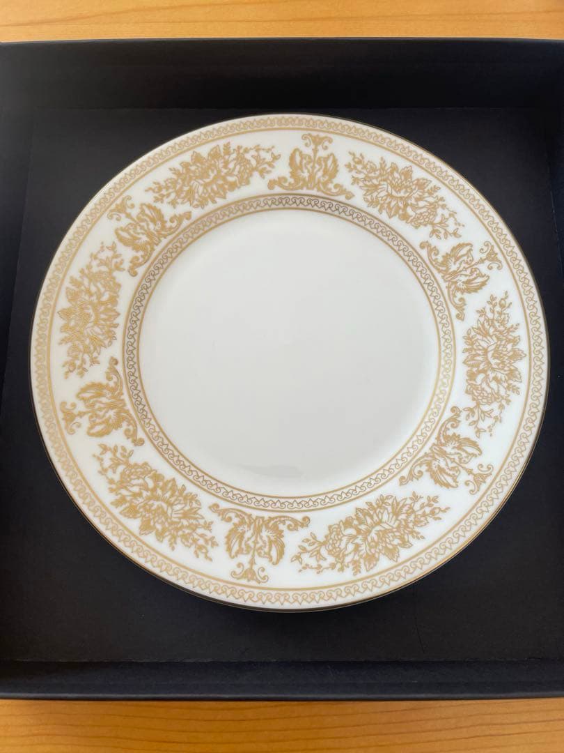 値下げしました❗️ウェッジウッド　コロンビアゴールドプレート　20cm