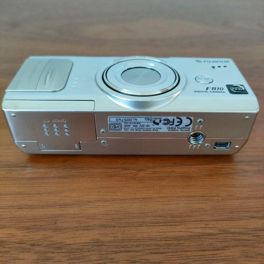 Fujifilm FinePix F810 【撮影異常あり・ 動作未確認】