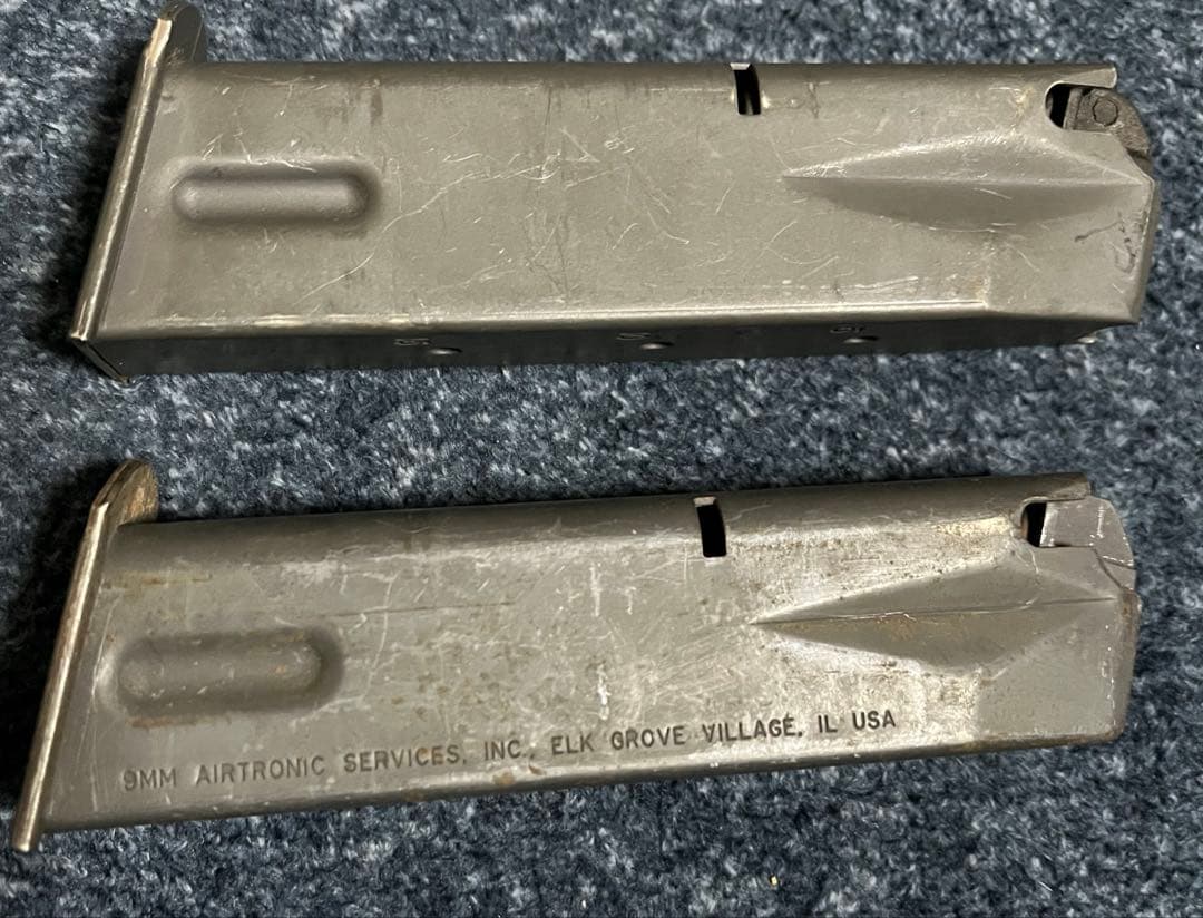 米軍実物 放出品 9mm ベレッタマガジン 2個セット