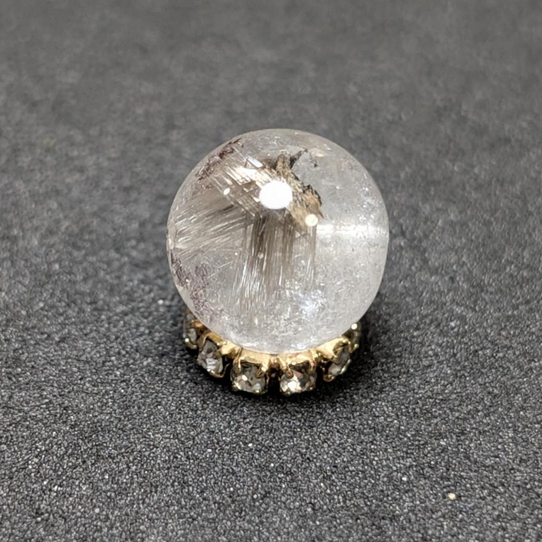 【白金色の結晶が素敵】プラチナルチルクォーツ 一点物 9ミリ 粒売り 貫通穴あり