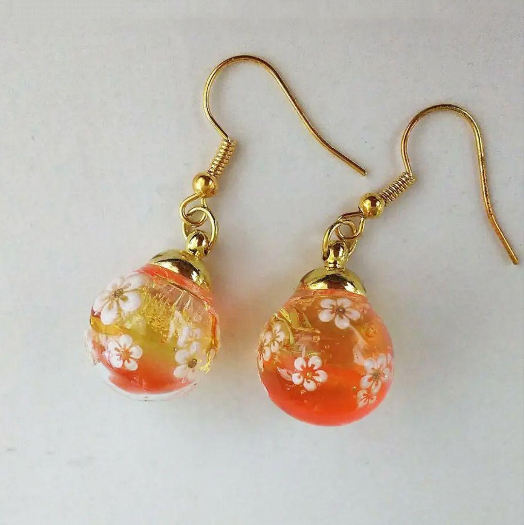 【153】茜色のピアス／イヤリング／ガラスドーム