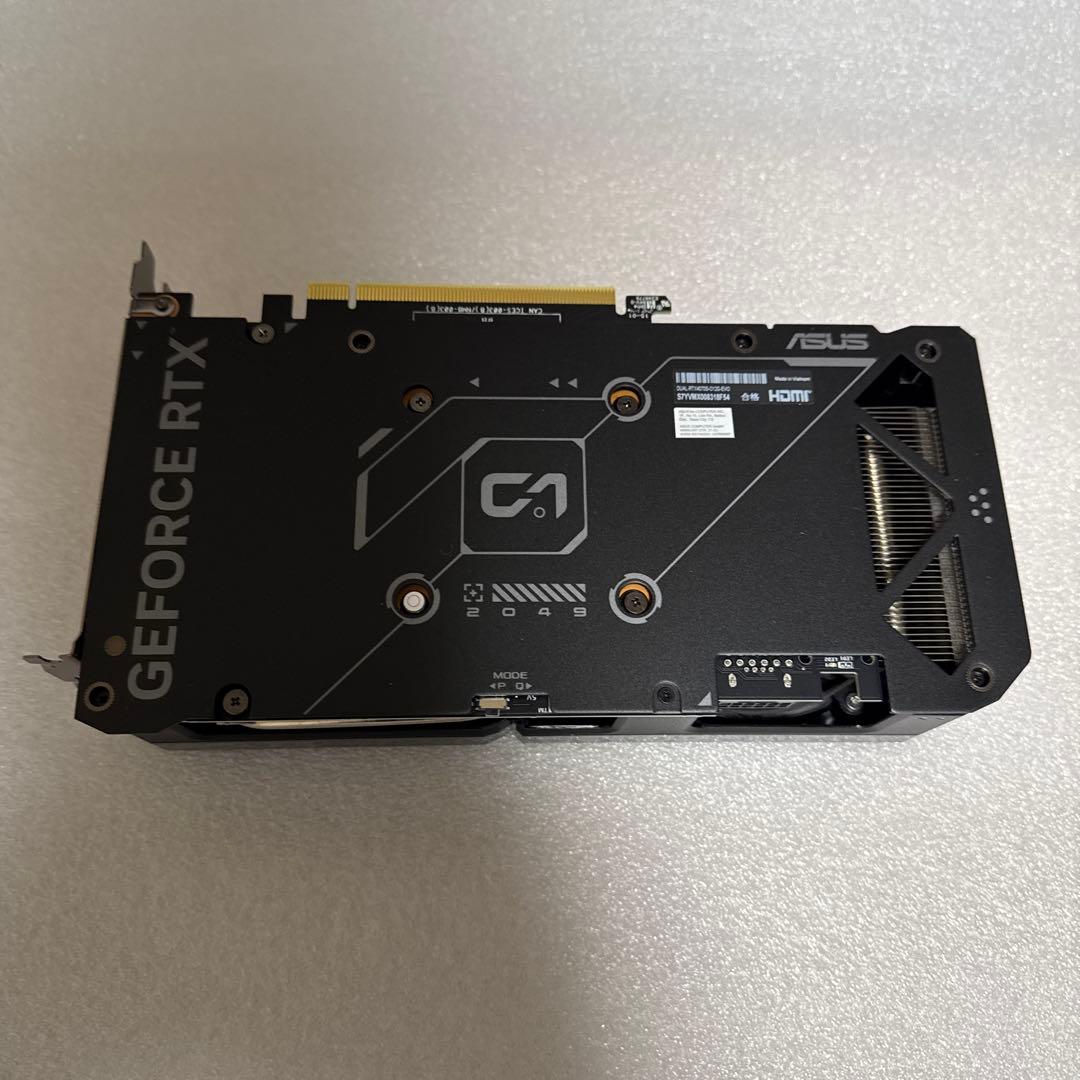 ASUS Dual GeForce RTX4070 SUPER 箱なし