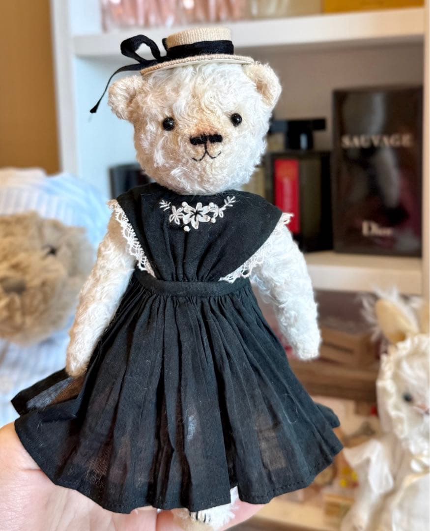 優雅なアフターヌーンティー白熊 テディベア アーティストベア 海外作家様