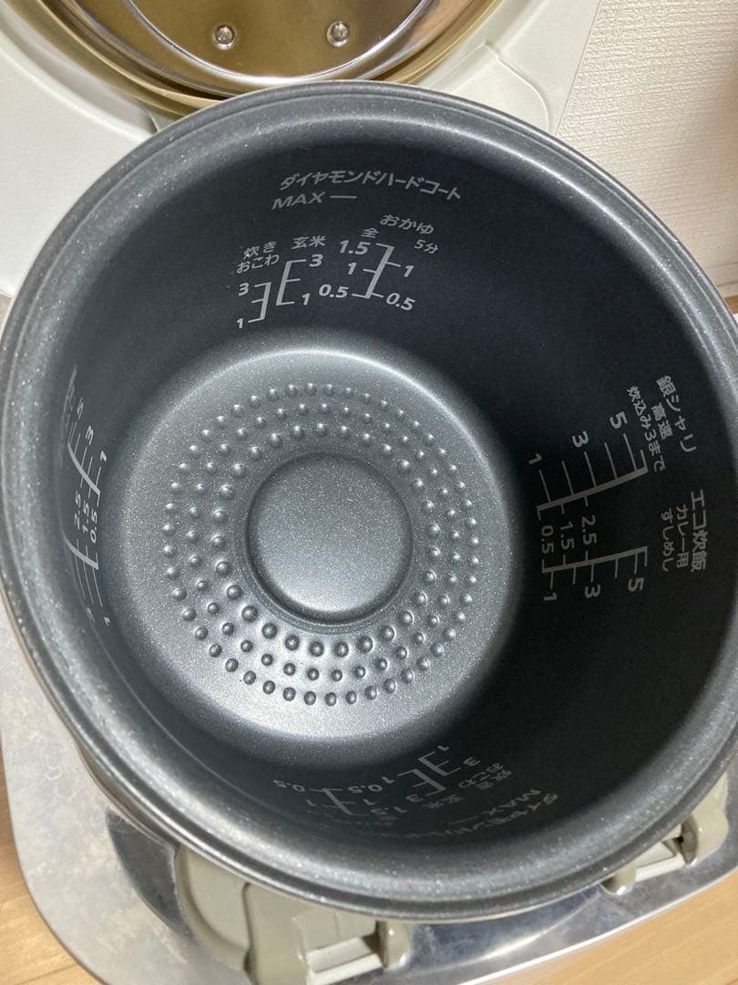 釜☆美品☆Panasonic SR-PW106 Wおどり炊き　IH 炊飯器