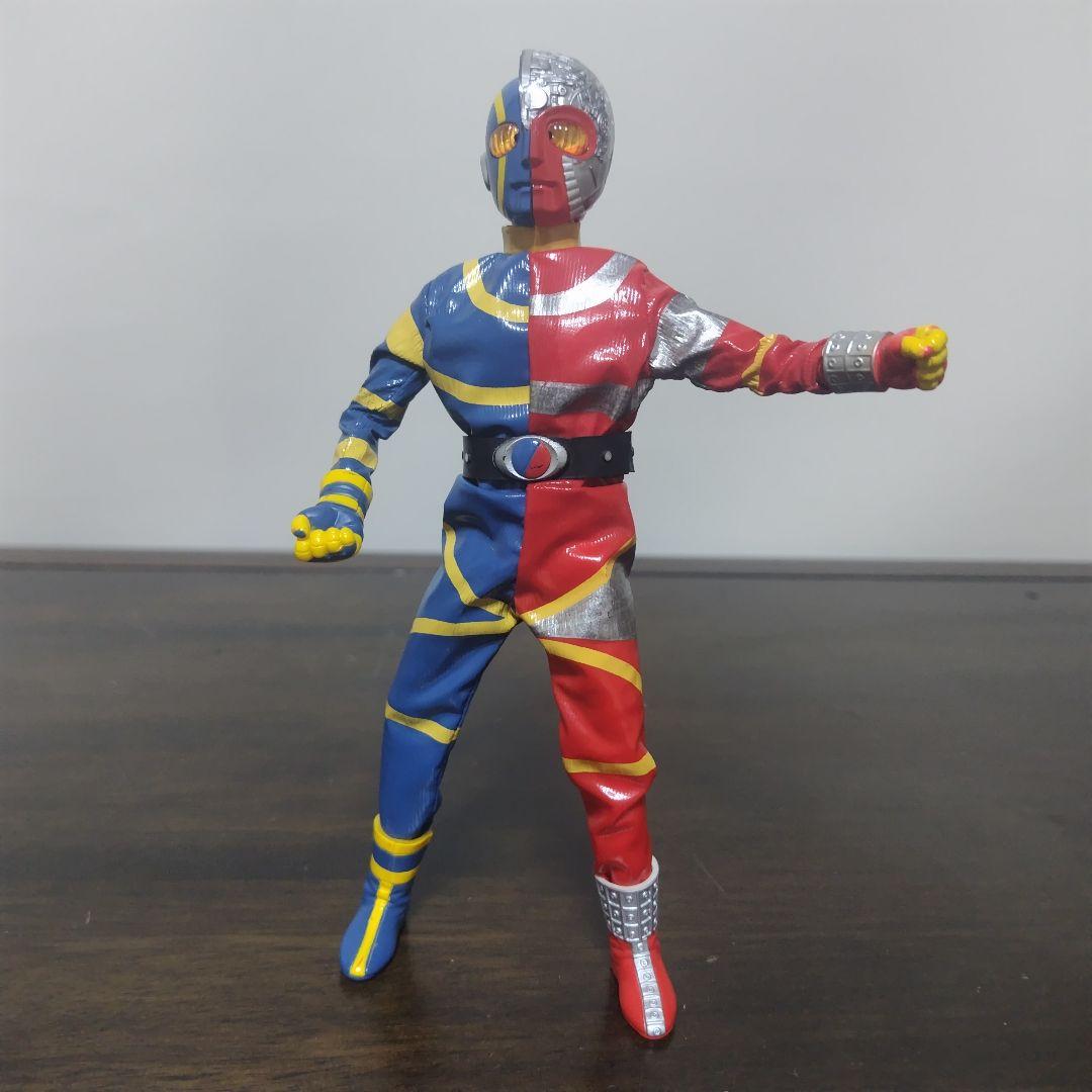 人造人間キカイダー　可動フィギュア