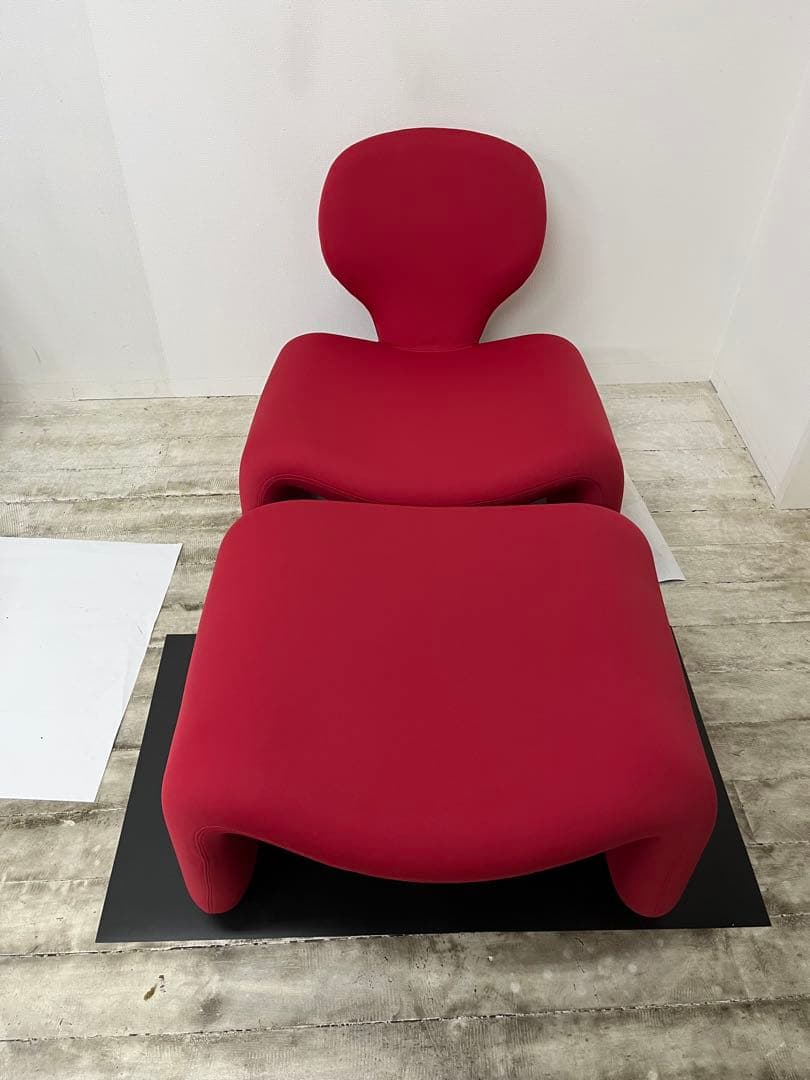 流線型赤い椅子ジンチェアーオットマンのみ