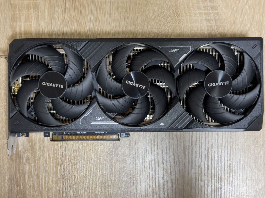 グラフィックボード・グラボ・ビデオカード GIGABYTE GeForce RTX 5070 Ti 16GB