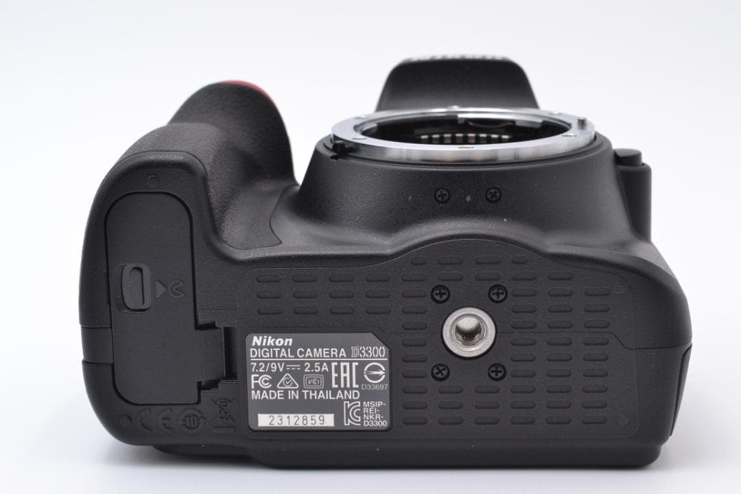 ニコン　Nikon D3300 18-270mm 望遠レンズセット 元箱付