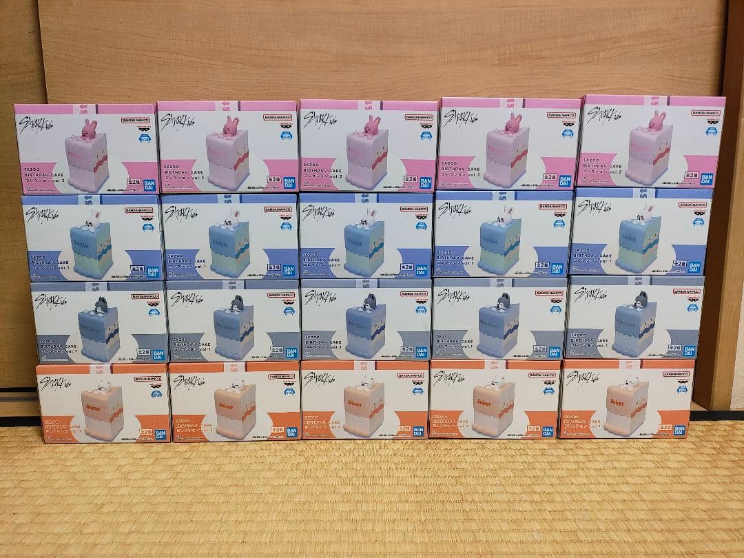SKZOO BIRTHDAY CAKE コレクション 1 2 ストレイキッズ