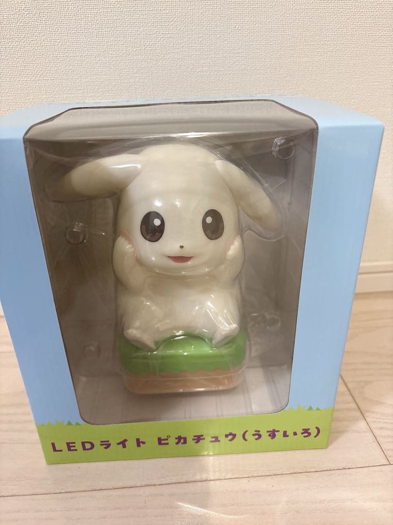ピカチュウ(うすいろ ぽこ あ ポケモン LEDライト ポケモンセンター