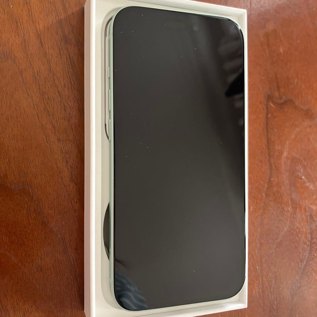 iPhone15 128GB Green バッテリー96%
