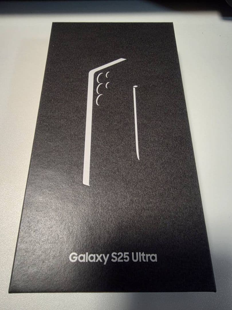 【美品】Galaxy S25 Ultra 256GB 限定PITAKAケース付