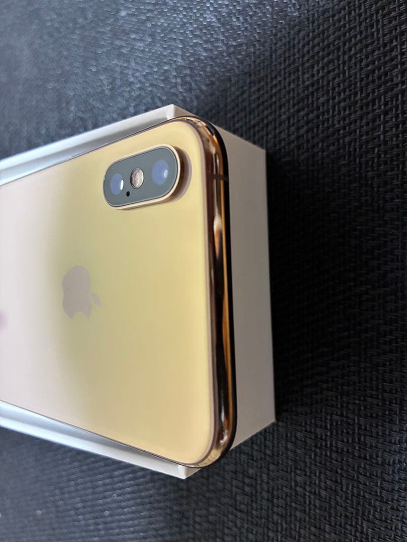 iPhone XS 64GB ゴールド　SIMフリー バッテリー状態81%