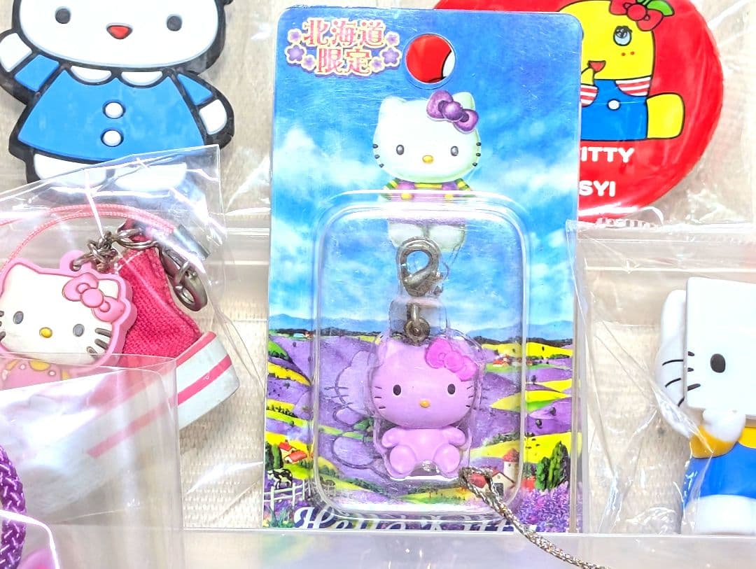 キティちゃんまとめ売り　いちご　カステラ　しずく　ウサギ　ハイビスカス　色々