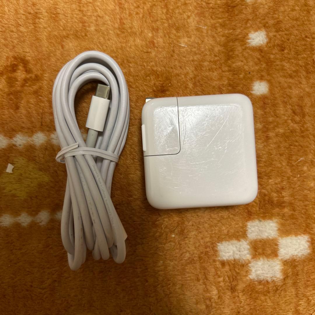 美品MacBook Air 2020 A2337 M1 メモリ16/500GB