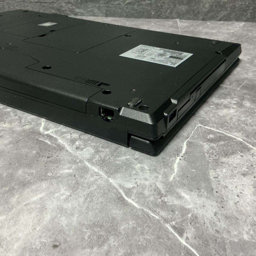 FUJITSU 第10世代 新品SSD 256GB 2022購入品 顔認証 良品