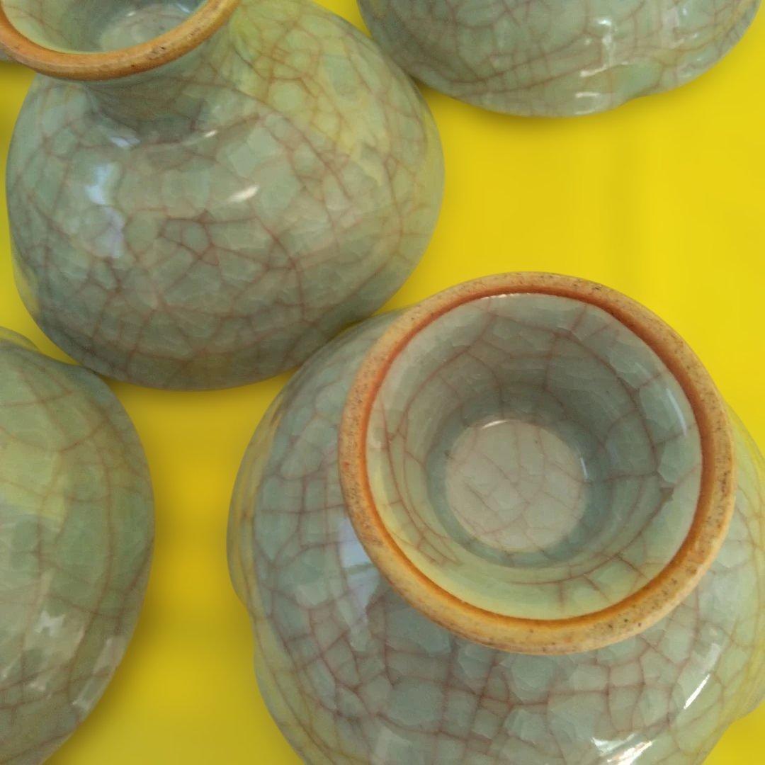 青磁高杯貫入入りひび割れ模様の陶器皿10個〔2個オマケ］