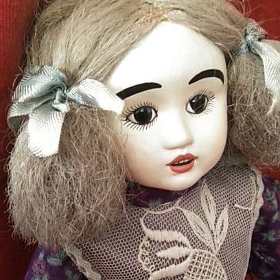 フィンランド　ハンドメイド　木製、人形　アンティーク　ビスクドール