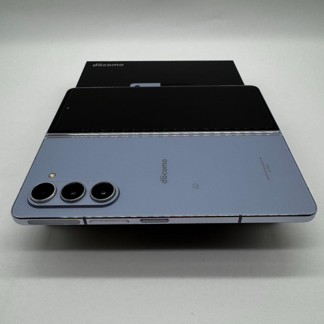 スマートフォン本体 Galaxy Z Fold5 Icy Blue 256GB docomo