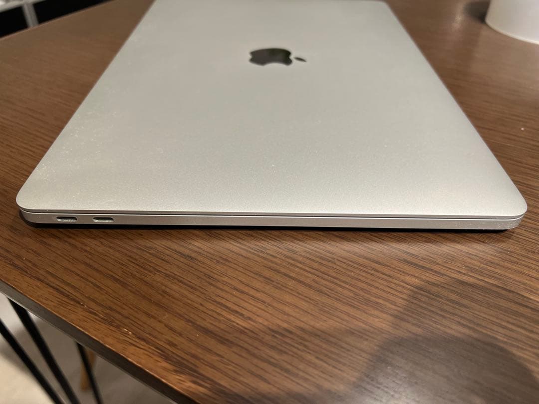美品 MacBook Pro 13 USキーボードトップ 純正充電器付