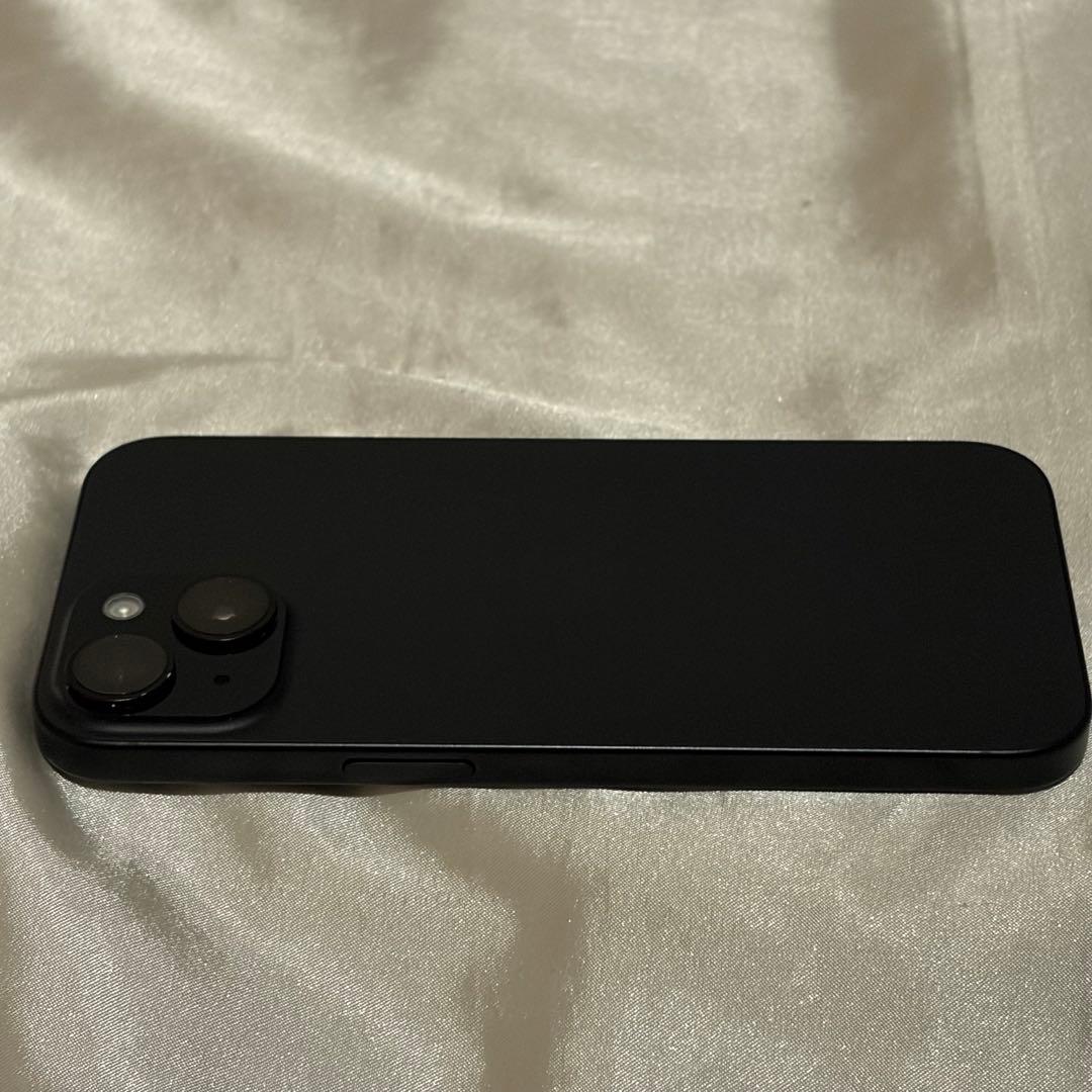 iPhone15 256GB SIMフリー 美品（ガラスフィルム1枚+ケース付）