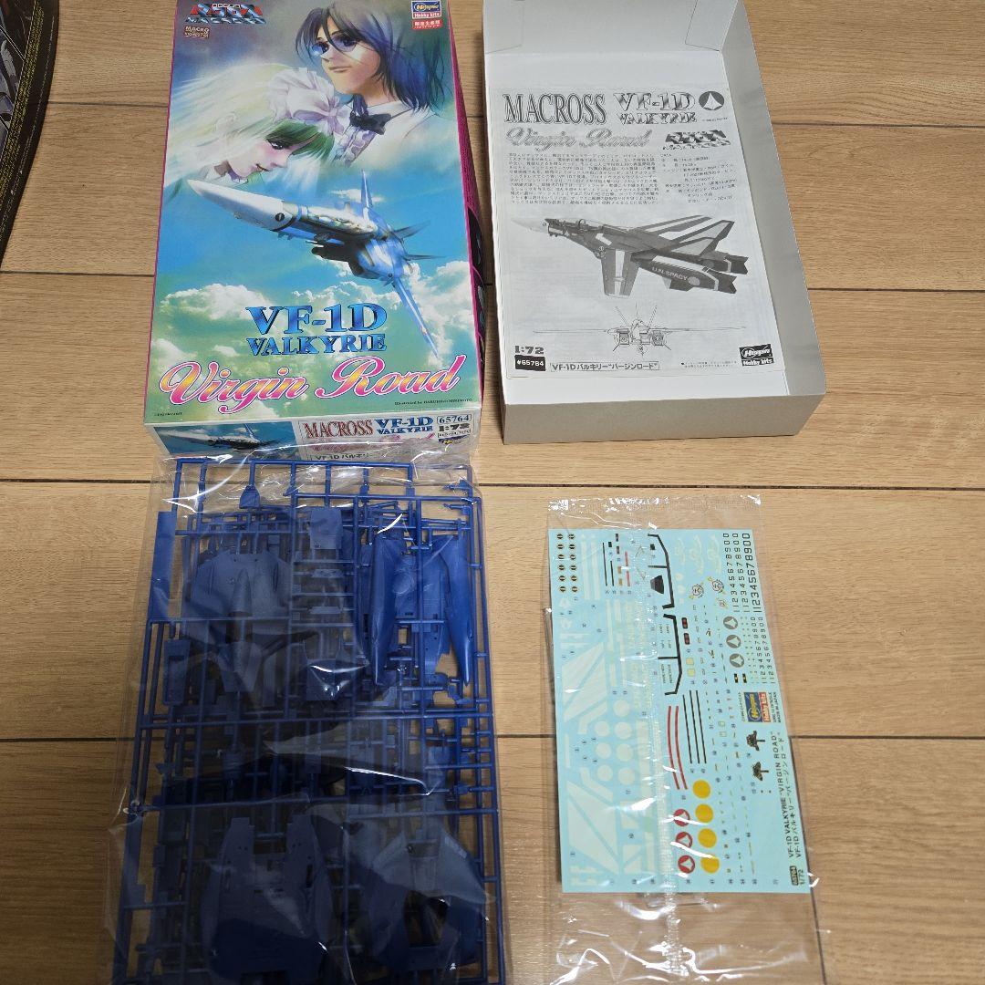 マクロス プラモデル5個+デカールセット VF-1J VF-1D VF-19A