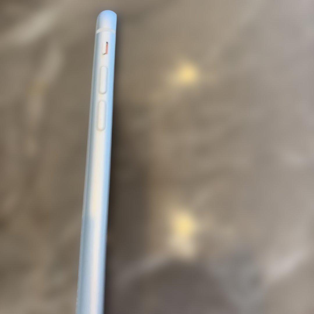 iPhone XR 64GB SIMフリー　ホワイト