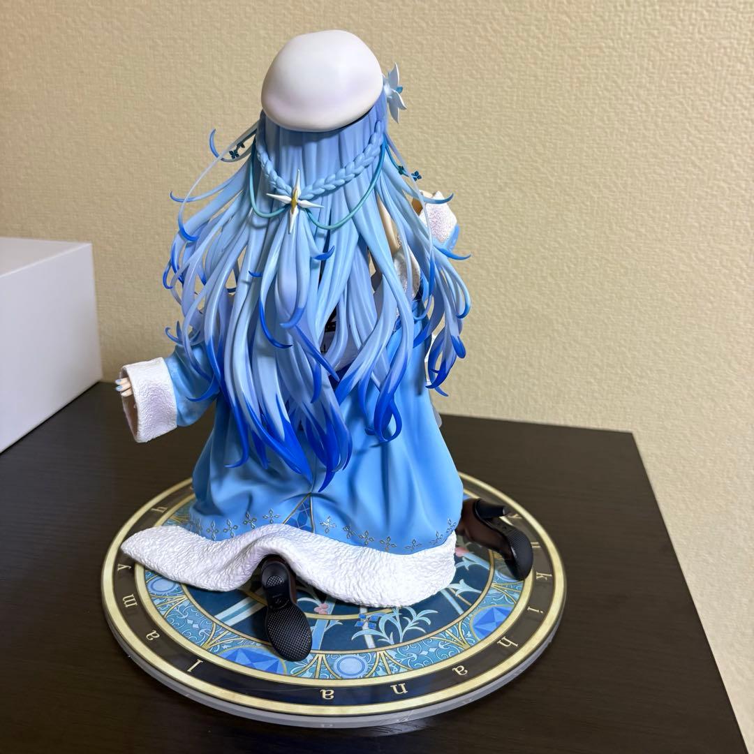 ぽ*る様 雪花ラミィ1/6スケールフィギュア　アホ毛無し