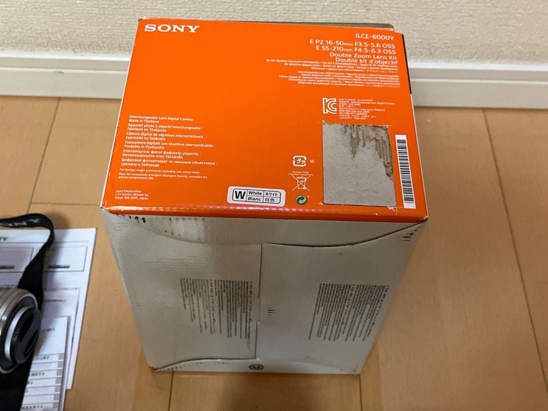 SONY α6000 Wズームレンズキット元箱予備バッテリー付
