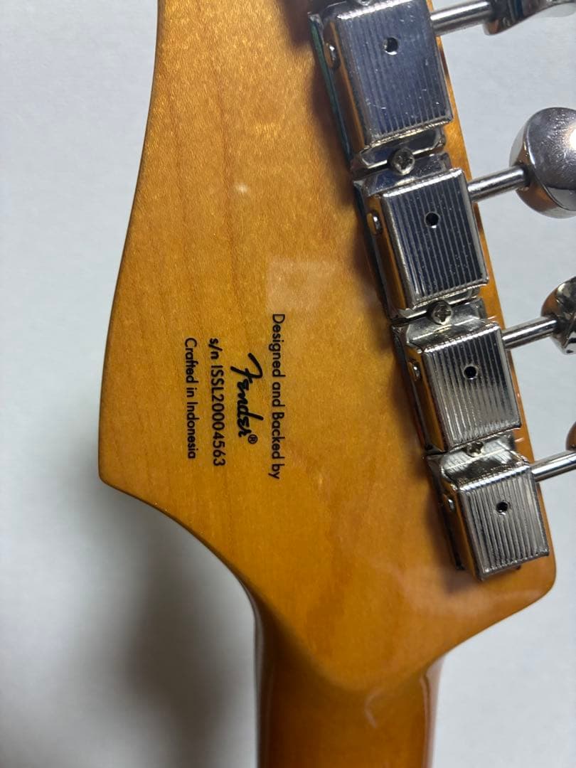 ギター squier classic vibe stratocaster 60s
