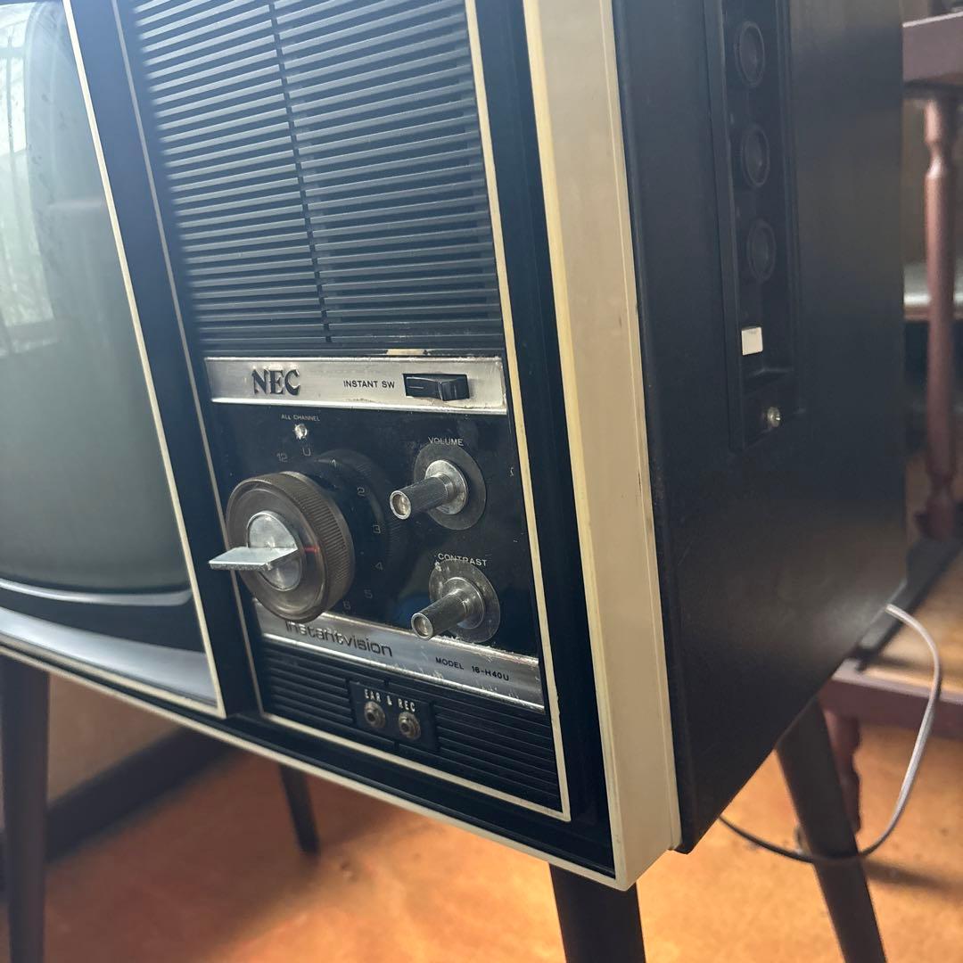 NEC 昭和レトロ　ブラウン管テレビ　脚付　足付き