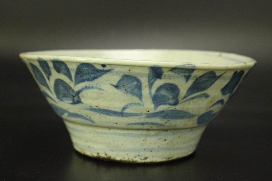 青花 碗 古染付 花弁文様 中国美術(メ1696)