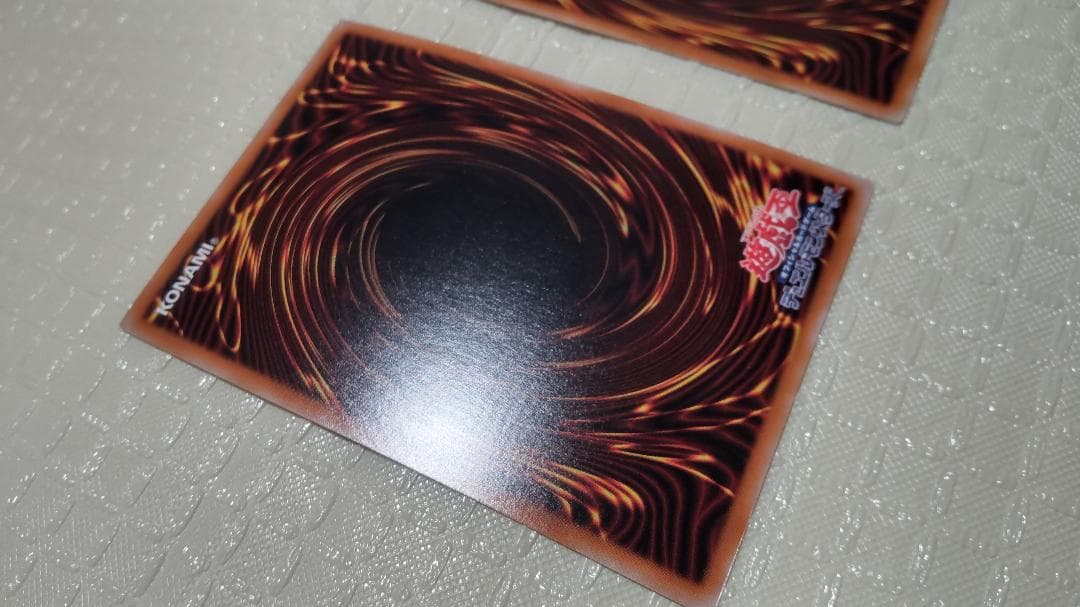 遊戯王 魔術師の弟子ブラック・マジシャン・ガール シークレット＆レリーフ