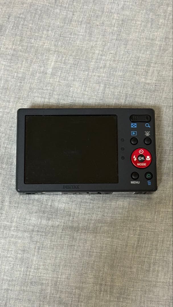 PENTAX RS1000 デジタルカメラ バッテリー・充電器付き