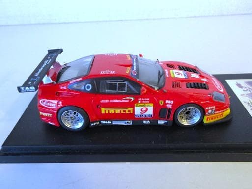 特価 Mistral (1/43) フェラーリ 575GTC