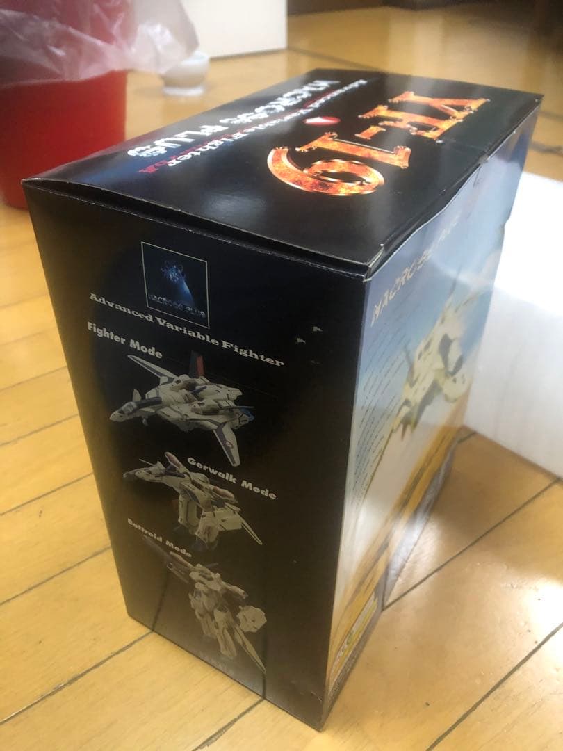 YAMATO マクロスプラス YF-19 1/72