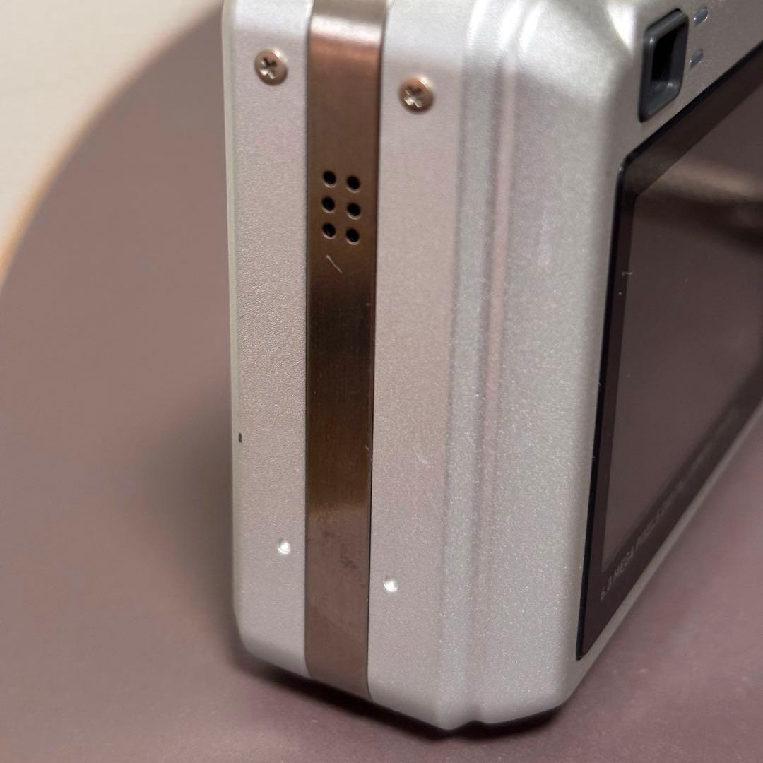 CASIO EXILIM デジタルカメラ　乾電池　EX-Z110