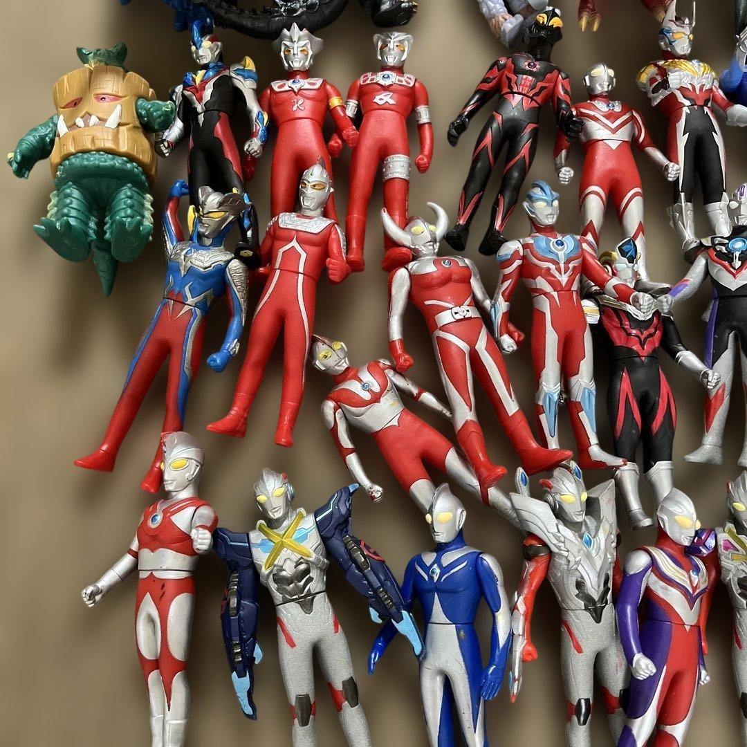ウルトラマンフィギュアセット多数